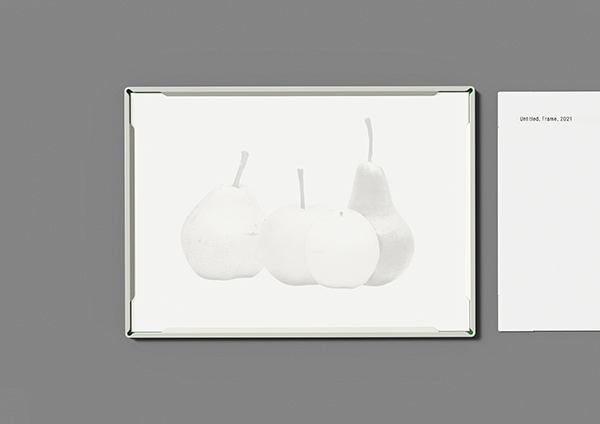 Alexandra Gerber_Untitled Picture Frame-Galerie2